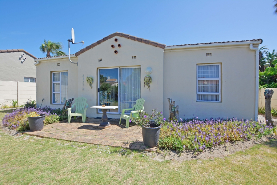 3 Bedroom Property for Sale in Flamingo Vlei Western Cape